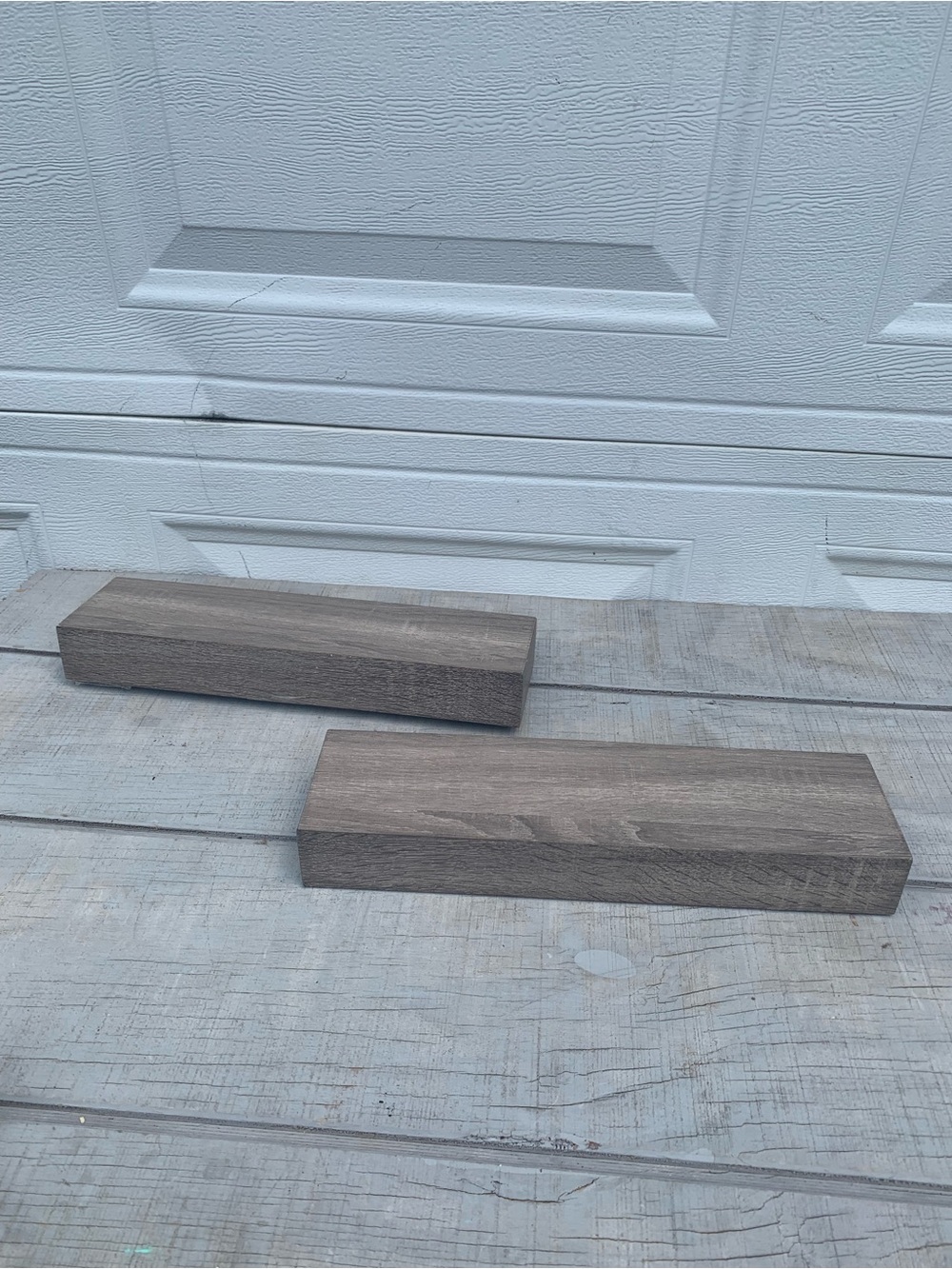 Set of 2 Wood Grain Floating Shelves